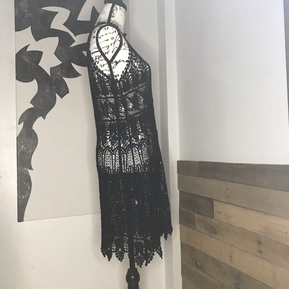 Black Lace Crochet Overlay Dress - Picture 6 of 11